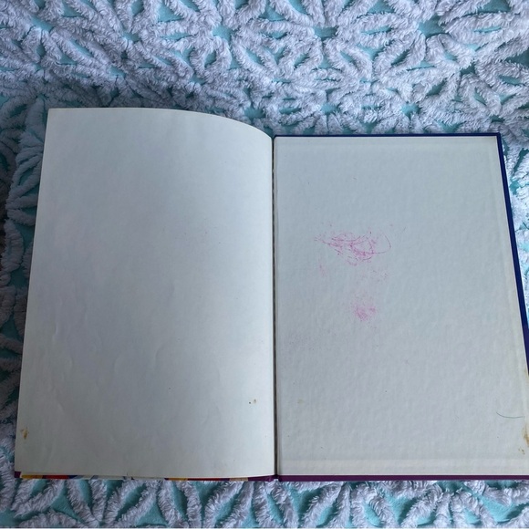 Vintage Sailor Moon VHS & Hardcover book lot - Picture 5 of 13